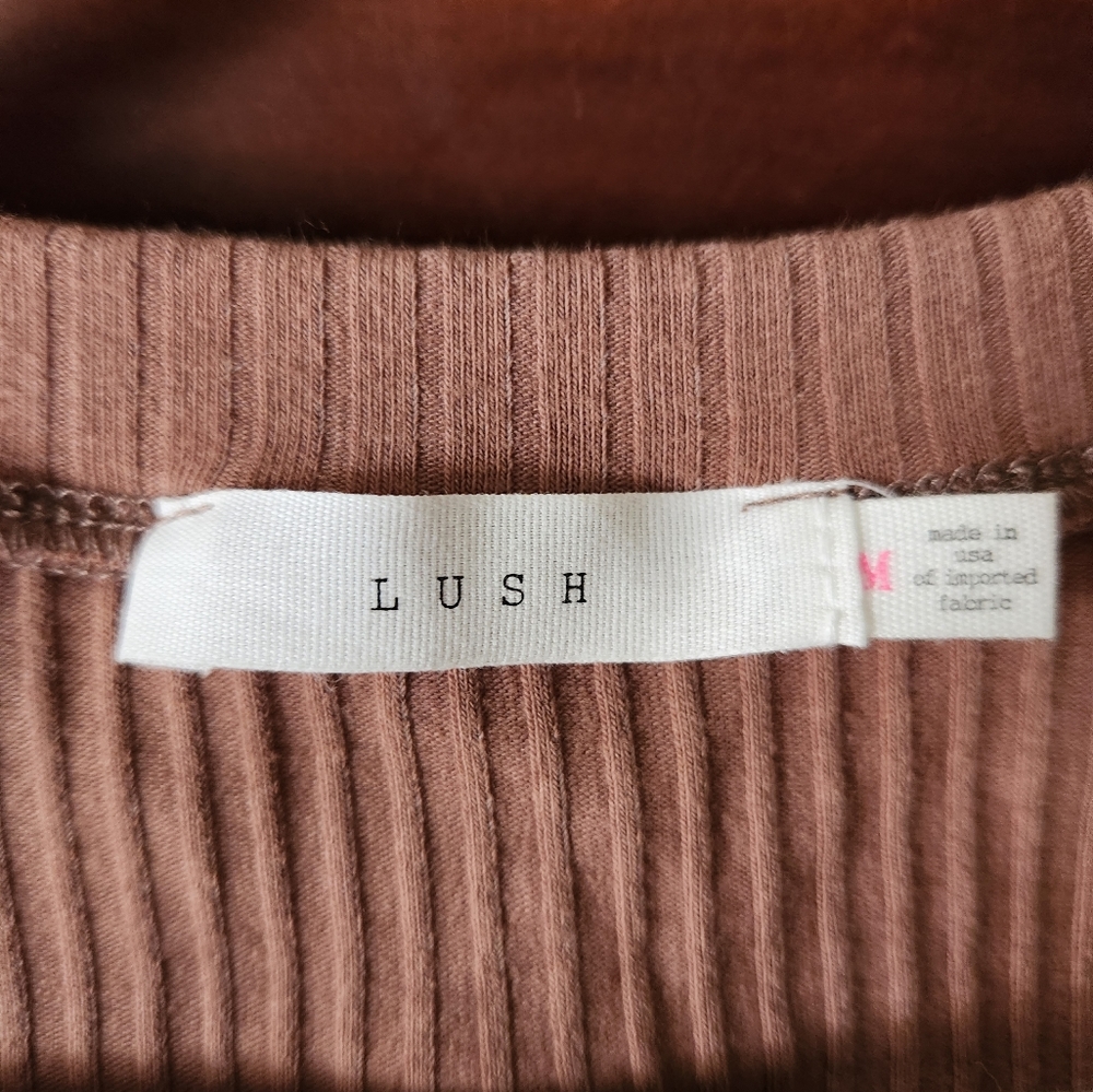Lush Ribbed Button Bodysuit - Picture 5 of 5